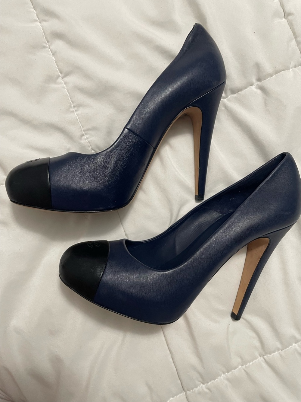 CHANEL Navy Leather Pumps with Black Cap Toe